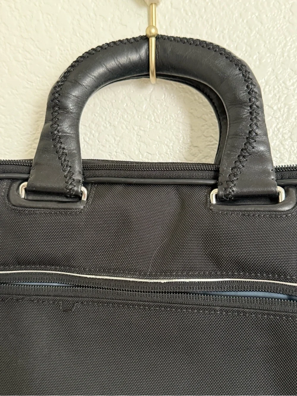 Tumi Black Men's Laptop Briefcase with Shoulder Strap